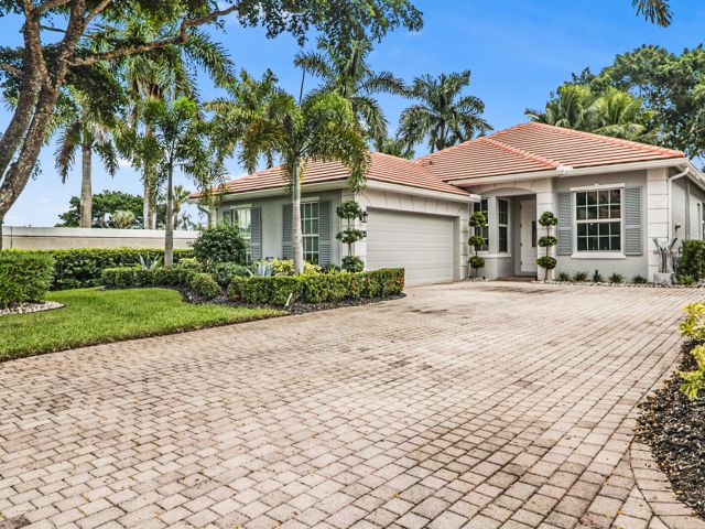 Продажа дома по адресу 8384 Heritage Club Drive - фото 6615252