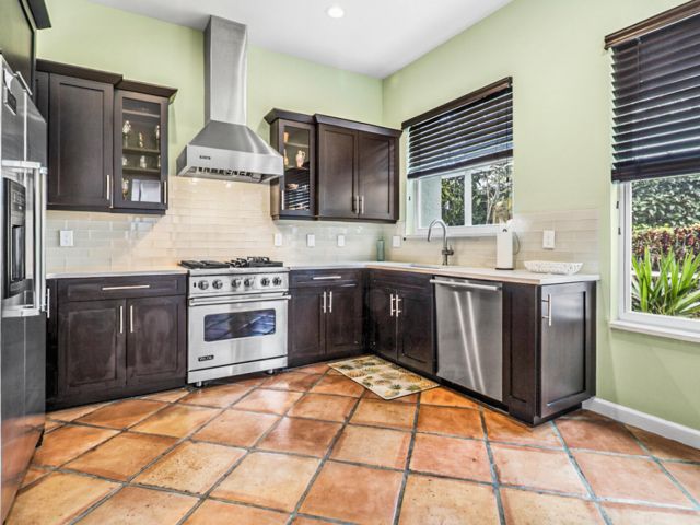 Продажа дома по адресу 8384 Heritage Club Drive - фото 6761119