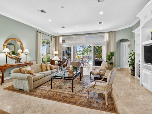 Продажа дома по адресу 7886 Villa D Este Way - фото 6594819