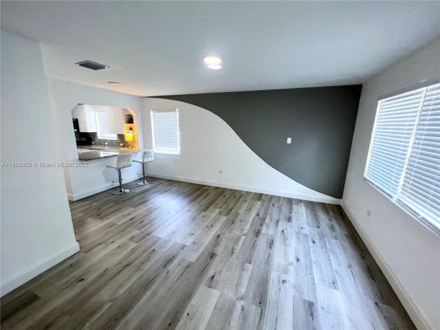 Продажа дома по адресу 140 NW 124th St - фото 7495025