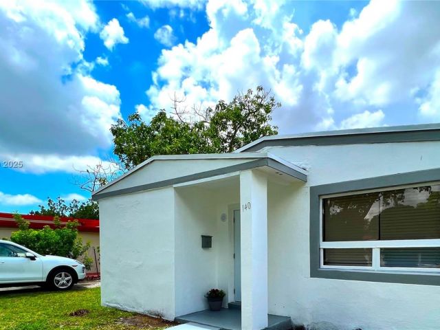 Продажа дома по адресу 140 NW 124th St - фото 7495040