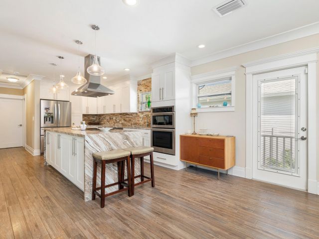 Продажа дома по адресу 3614 Poinsettia Avenue - фото 6592024