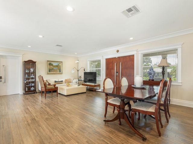 Продажа дома по адресу 3614 Poinsettia Avenue - фото 6592027