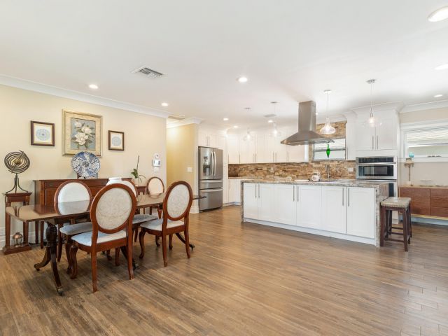 Продажа дома по адресу 3614 Poinsettia Avenue - фото 6592028