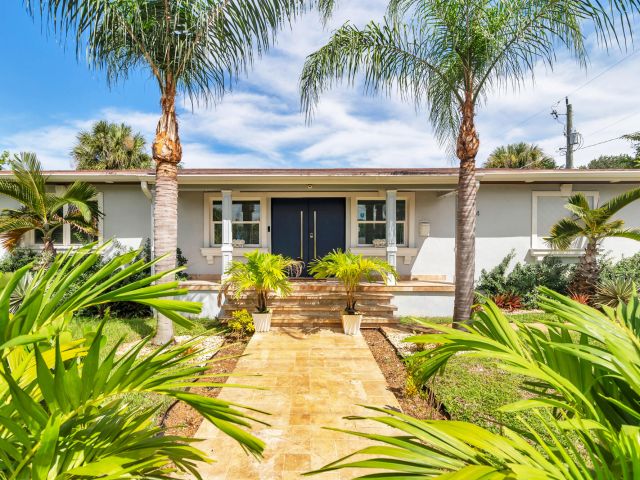 Продажа дома по адресу 3614 Poinsettia Avenue - фото 6592035