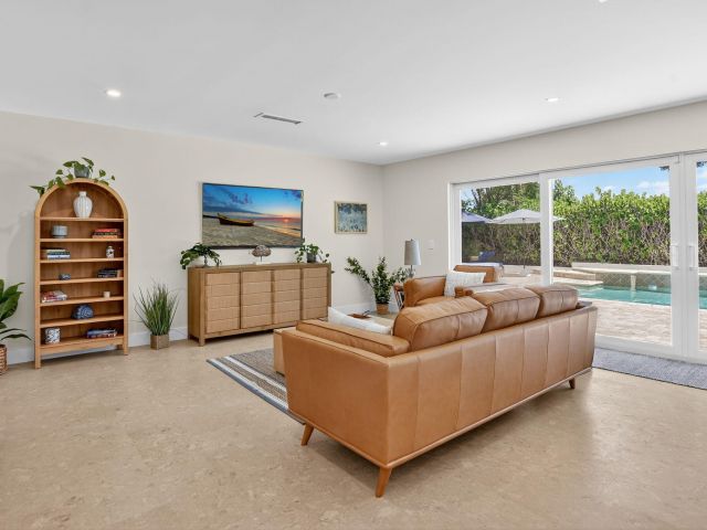 Дом в аренду по адресу 1070 Marble Way - фото 6593057