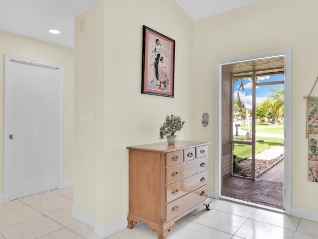 Продажа дома по адресу 7962 Cloverfield Circle - фото 6643482