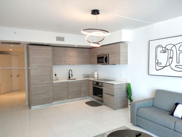 Квартира в аренду номер2208 - фото 6587254