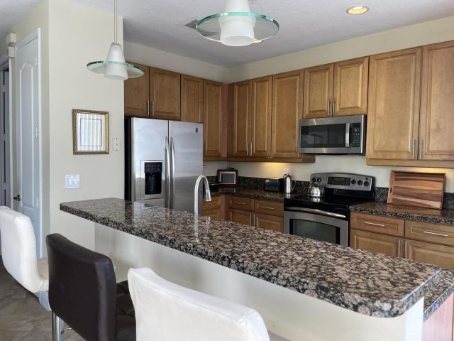 Дом в аренду по адресу 552 NW 39th Circle NW - фото 6592872