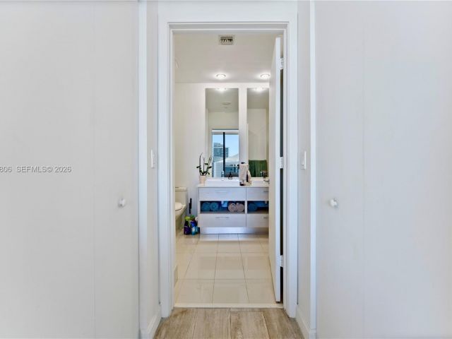 Продажа квартиры #4205 - фото 6587102