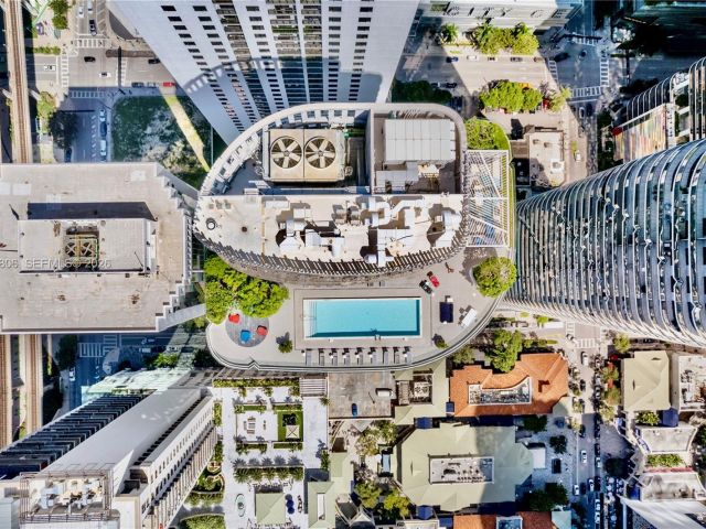 Продажа квартиры #4205 - фото 6587105