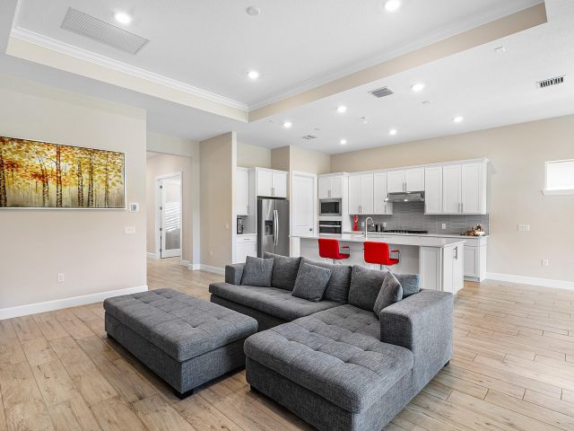 Дом в аренду по адресу 349 Geillis Path - фото 6594800