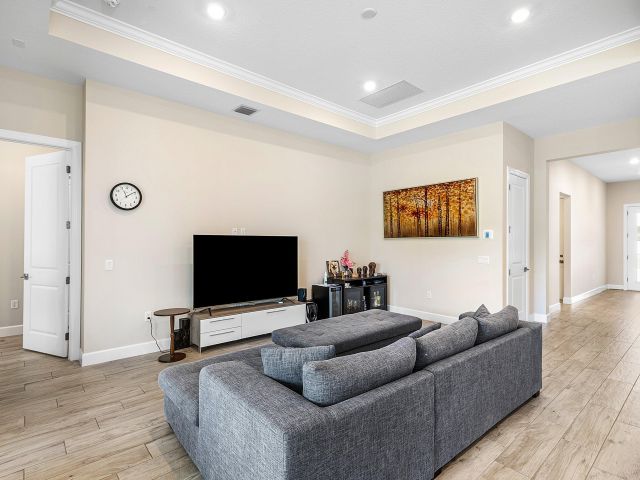 Дом в аренду по адресу 349 Geillis Path - фото 6594801