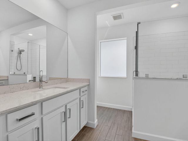 Дом в аренду по адресу 4320 Buttonwood Drive - фото 6594767