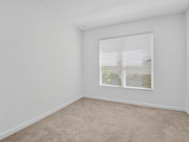 Дом в аренду по адресу 4320 Buttonwood Drive - фото 6594775