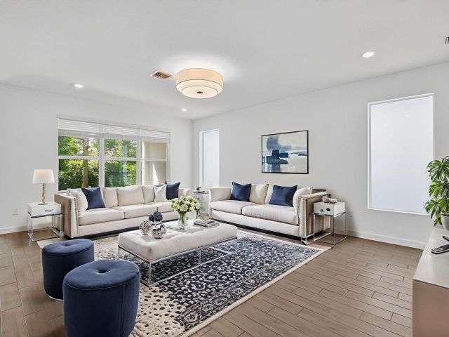 Дом в аренду по адресу 4320 Buttonwood Drive - фото 6594781