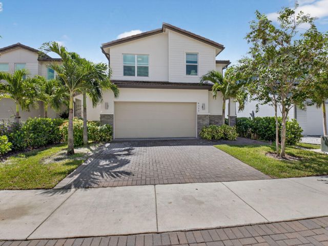 Дом в аренду по адресу 4320 Buttonwood Drive - фото 6594786