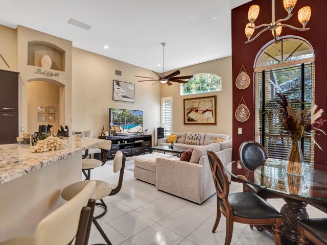 Продажа дома по адресу 10063 Umberland Place - фото 6592743