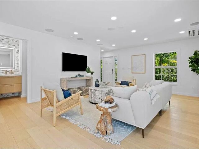 Продажа дома по адресу 291 Austin Lane - фото 6598105