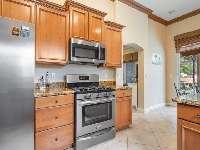 Дом в аренду по адресу 8161 Quail Meadow Way - фото 6591816