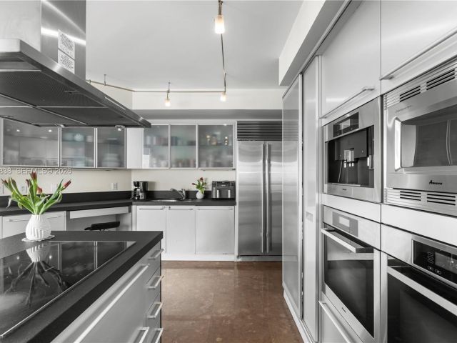 Продажа квартиры #5301 - фото 6591752