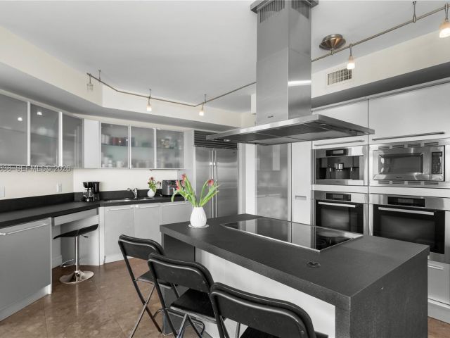 Продажа квартиры #5301 - фото 6591753