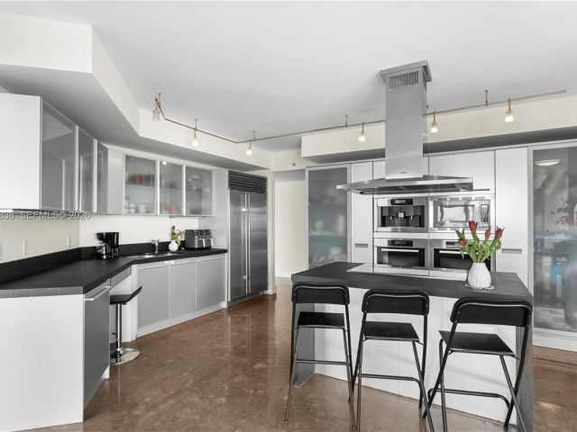 Продажа квартиры #5301 - фото 6591754