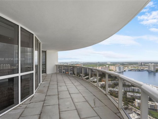 Продажа квартиры #5301 - фото 6591763