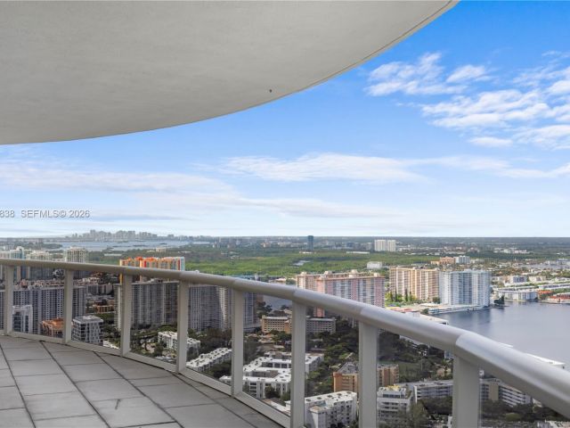 Продажа квартиры #5301 - фото 6591764