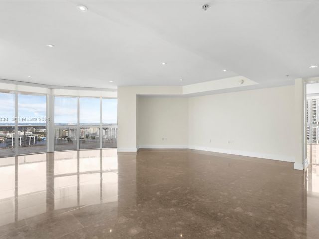 Продажа квартиры #5301 - фото 6591766