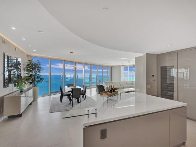 Квартира в аренду номер3000 - фото 6598222