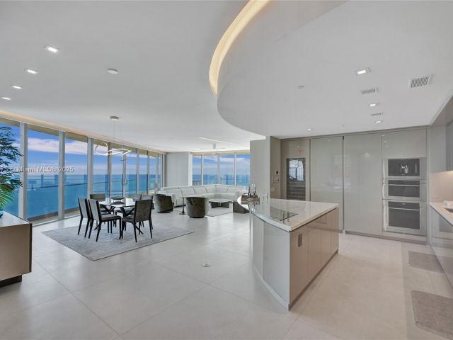 Квартира в аренду номер3000 - фото 6598223