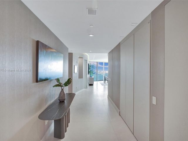 Квартира в аренду номер3000 - фото 6598224