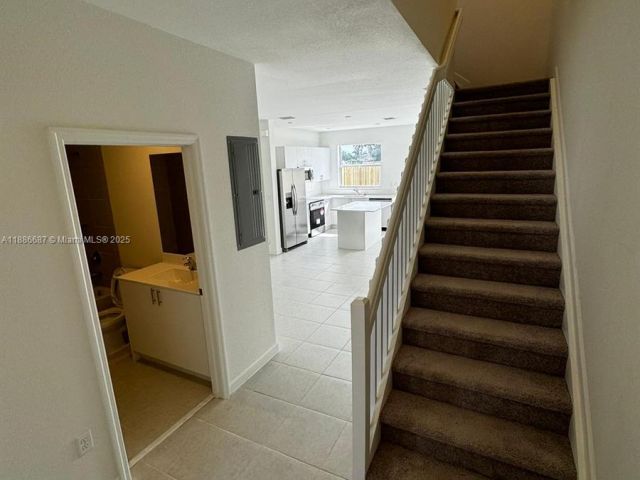 Продажа дома по адресу 16270 SW 292nd St - фото 6618709