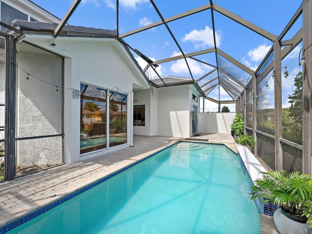 Продажа дома по адресу 10906 Grande Boulevard - фото 6596172