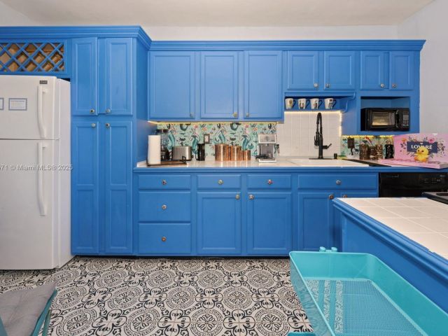 Дом в аренду по адресу 1701 Fletcher St - фото 7446220