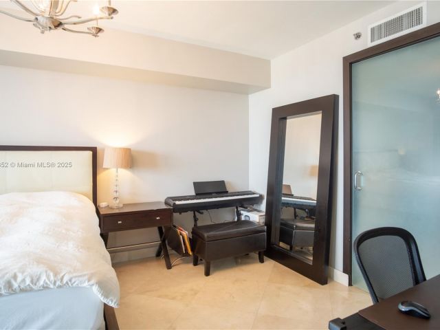 Продажа квартиры #3509 - фото 6598975