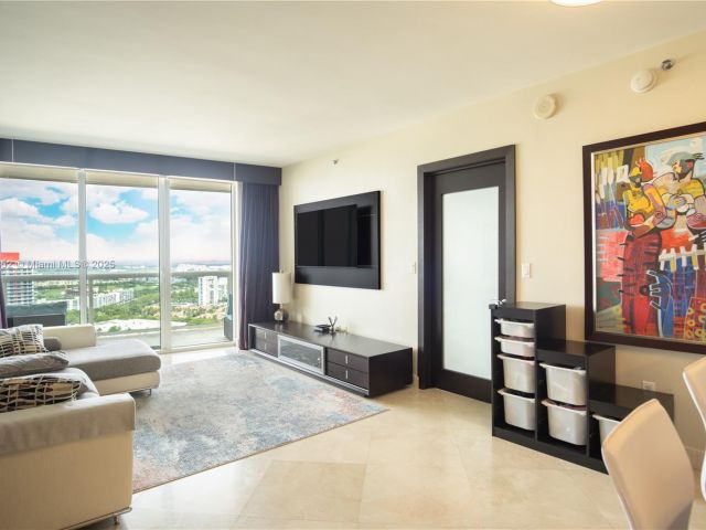 Продажа квартиры #3509 - фото 6598988