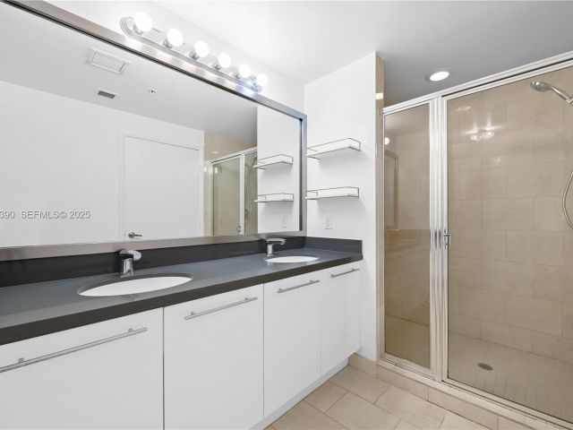 Продажа квартиры #3305 - фото 6597471