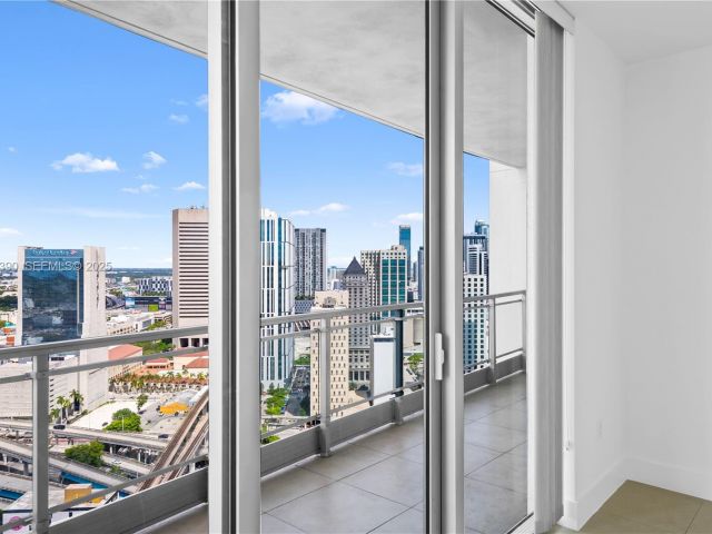 Продажа квартиры #3305 - фото 6597476