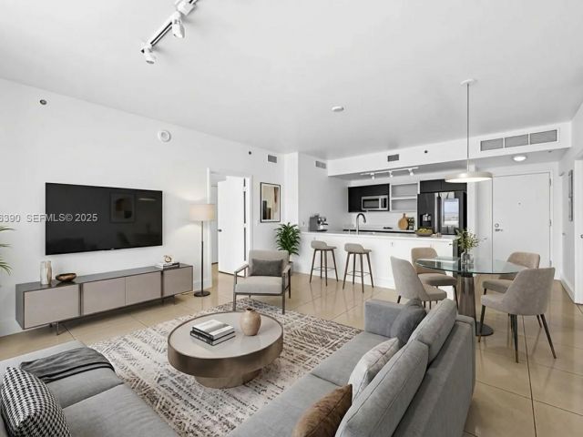 Продажа квартиры #3305 - фото 6597481