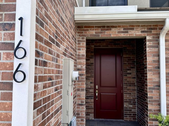 Дом в аренду по адресу 166 SE 5th Court - фото 6588808