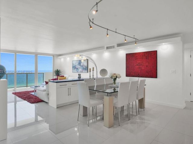 Продажа квартиры #1126 - фото 6596472