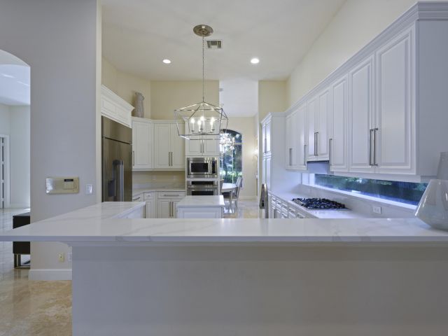 Продажа дома по адресу 8431 Egret Lakes Lane - фото 6612075