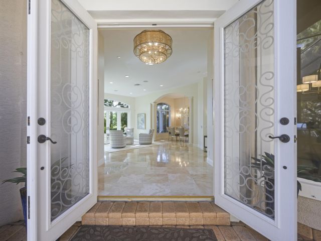 Продажа дома по адресу 8431 Egret Lakes Lane - фото 6612086