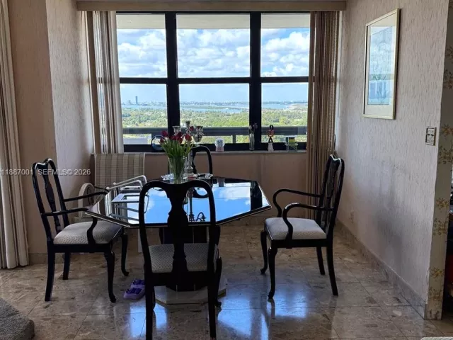 Продажа квартиры #2112 - фото 6606646