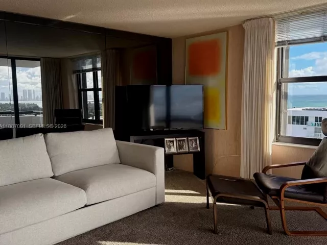 Продажа квартиры #2112 - фото 6606648