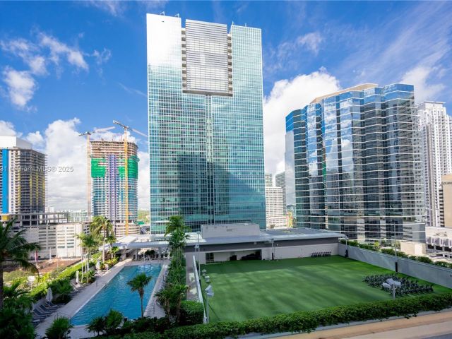 Продажа квартиры #1601 - фото 6596901