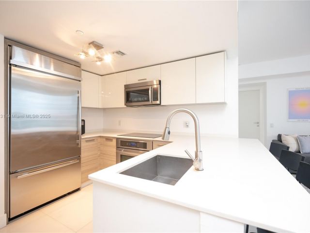 Продажа квартиры #1601 - фото 6596919