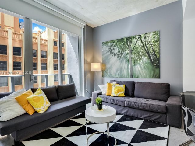 Продажа квартиры #1003 - фото 7467525